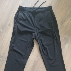 Lululemon Men's Surge Joggers